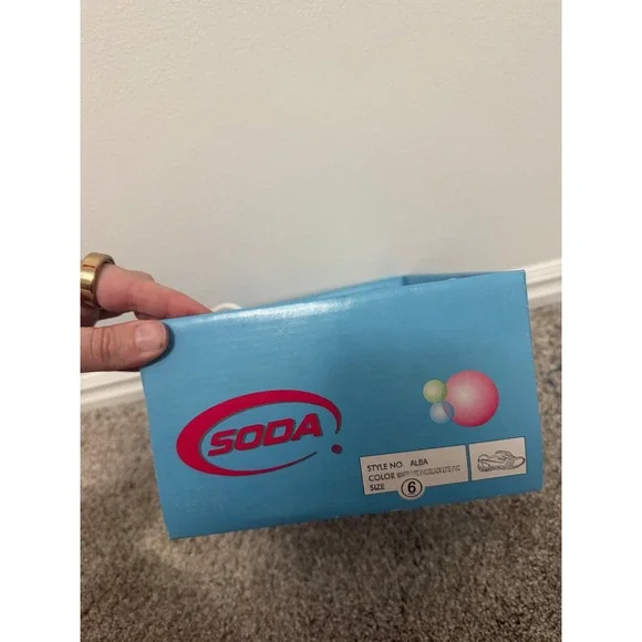 Vintage SODA Y2K White & Black Tennis Shoes – Women's Size 6 - Picture 7 of 7